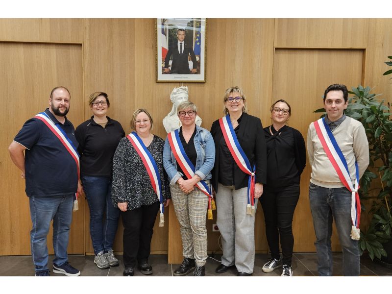 1maire-adjoints-et-conseilleres-deleguees.jpg